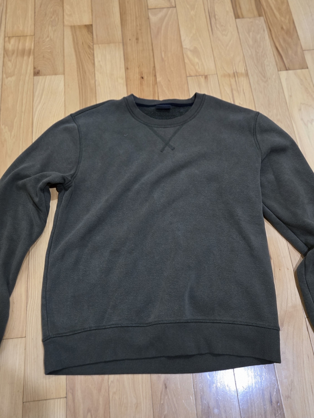 Eddie Bauer Crewneck Sweatshirt